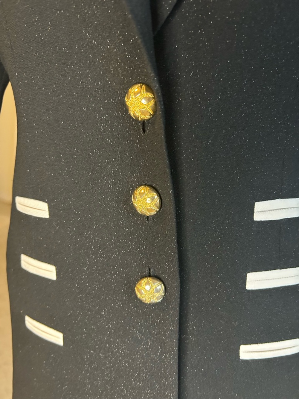 Structured Classic Black Blazer with White Trim and Gold Buttons - Small - Picture 14 of 14